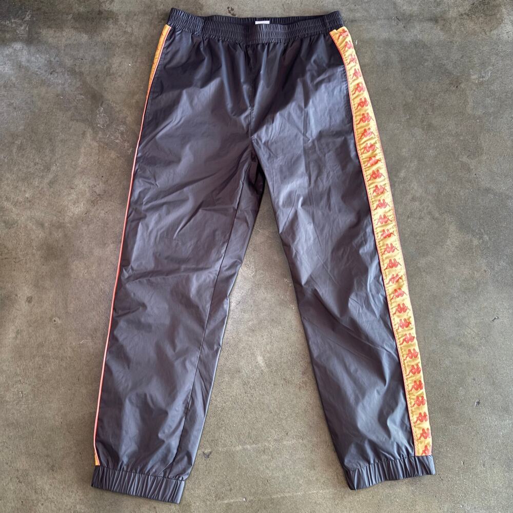 New Without Tags Y2k Kappa WindBreaker Mens Small Pants